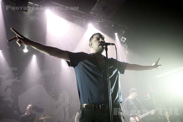 THE TWILIGHT SAD - 2019-10-24 - PARIS - Petit Bain - James Alexander Graham